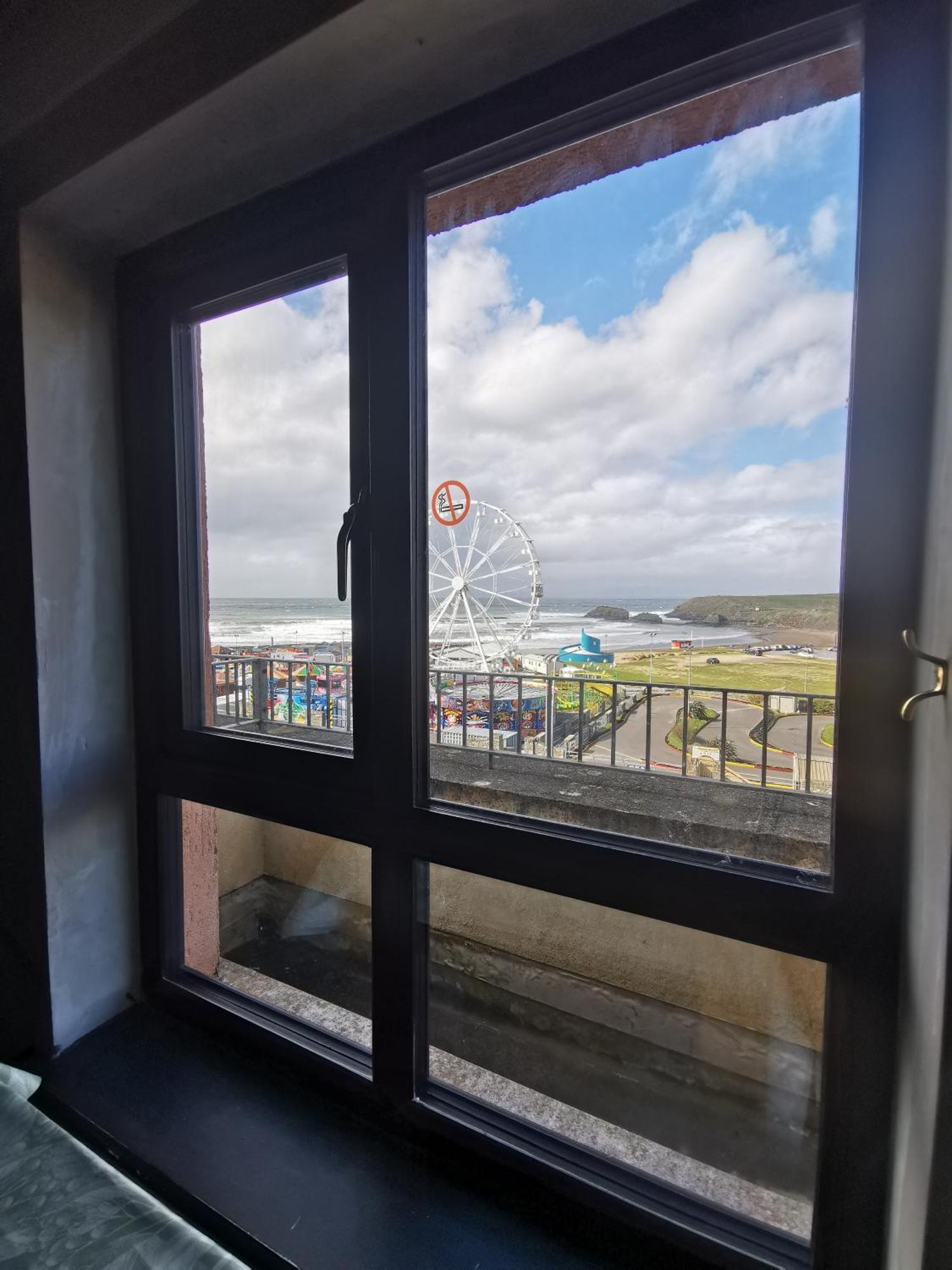 Palm Cove Bundoran Luxurious Sea View Balcony Free Wifi Netflix Sleeps 5 Appartement Buitenkant foto